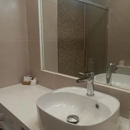 Sea View Apartment Διαμέρισμα *