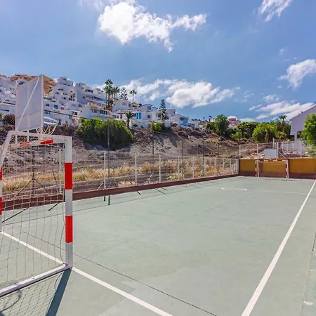 Appartamento With Ocean View In *